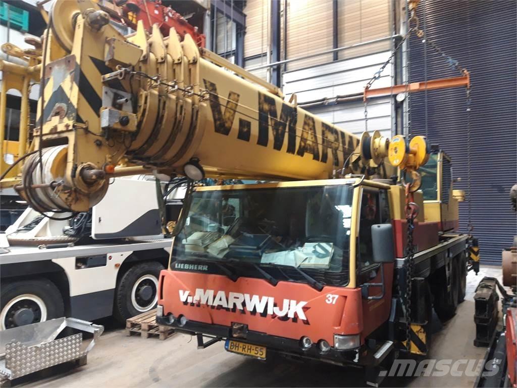 Liebherr LTM 1060-2 Univerzální terénní jeřáby