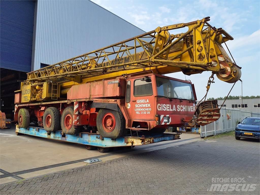 Liebherr LTM 1100 Univerzální terénní jeřáby