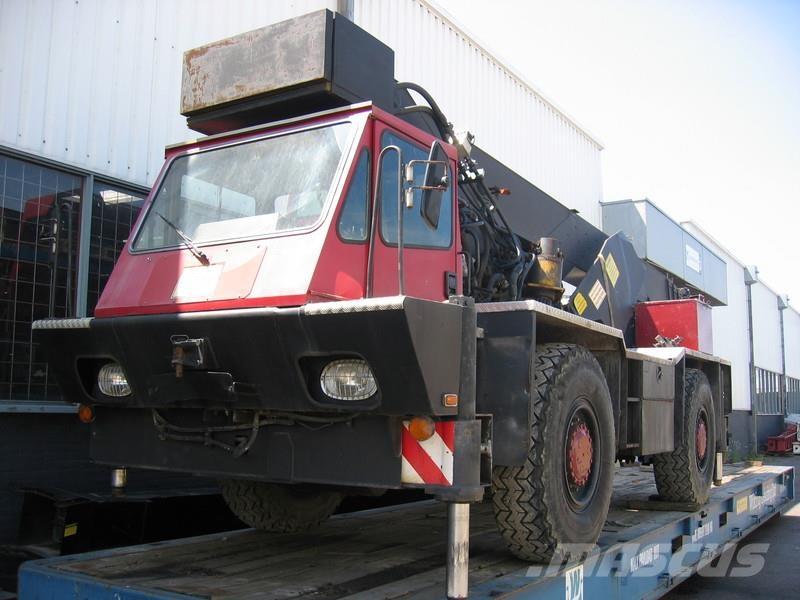P&H S 15 for parts Univerzální terénní jeřáby