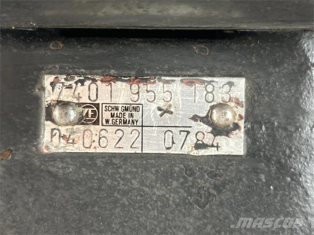 ZF Steering Box Součásti a zařízení k jeřábům