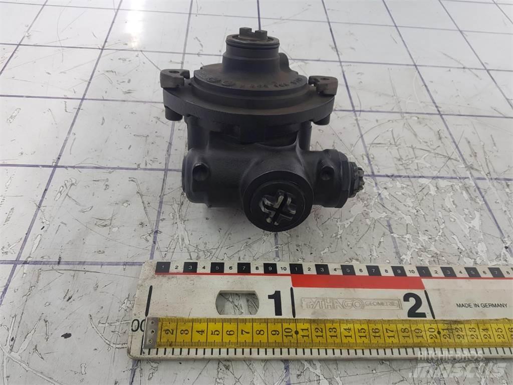 ZF steering pump Součásti a zařízení k jeřábům