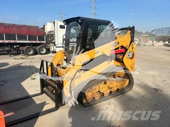 CAT 259D Smykem řízené nakladače