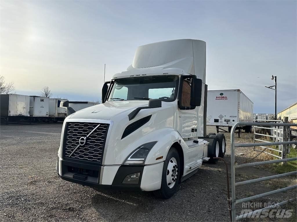 Volvo VNL300 Tahače