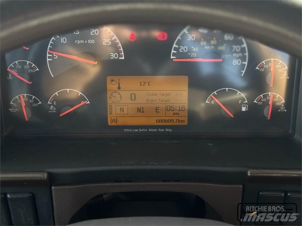 Volvo VNL300 Tahače