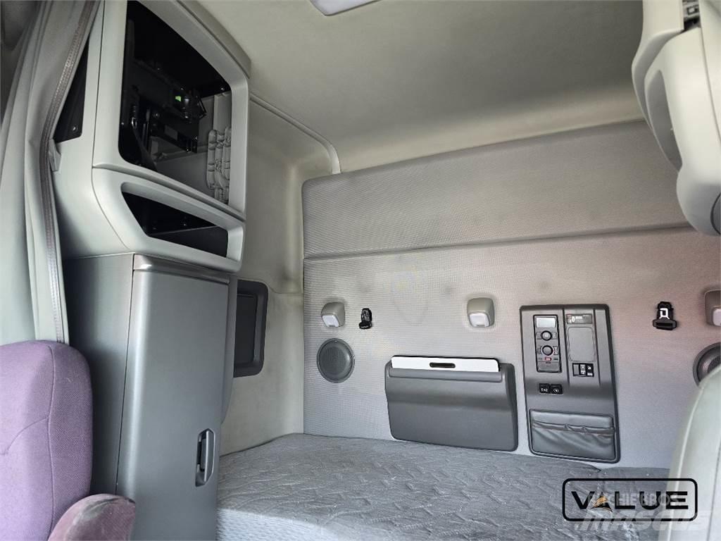Volvo VNL740 Tahače