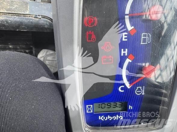 Kubota SVL65-2 Smykem řízené nakladače