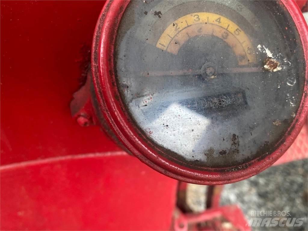 Farmall 400 Stavebnictví - ostatní