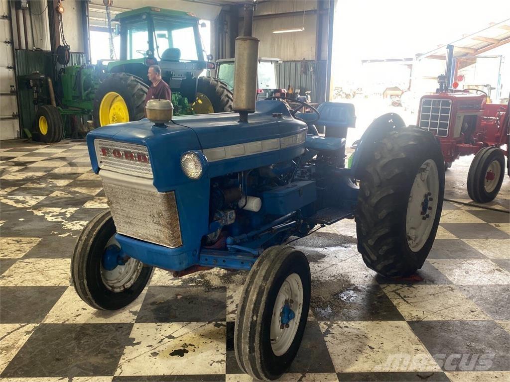 Ford 3000 Stavebnictví - ostatní