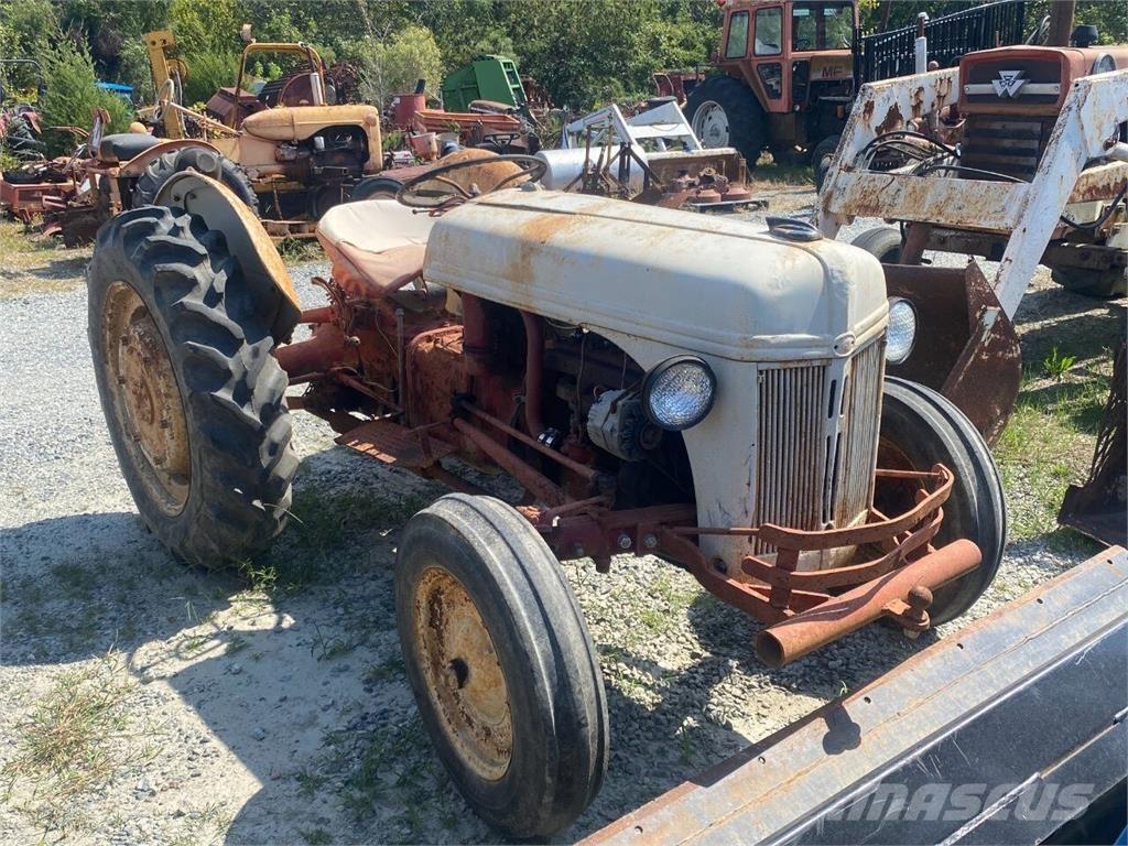 Ford 8N Stavebnictví - ostatní