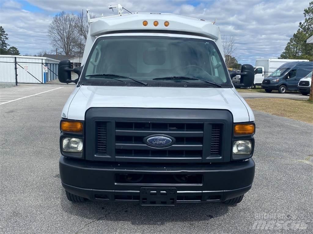Ford E-Series Stavebnictví - ostatní