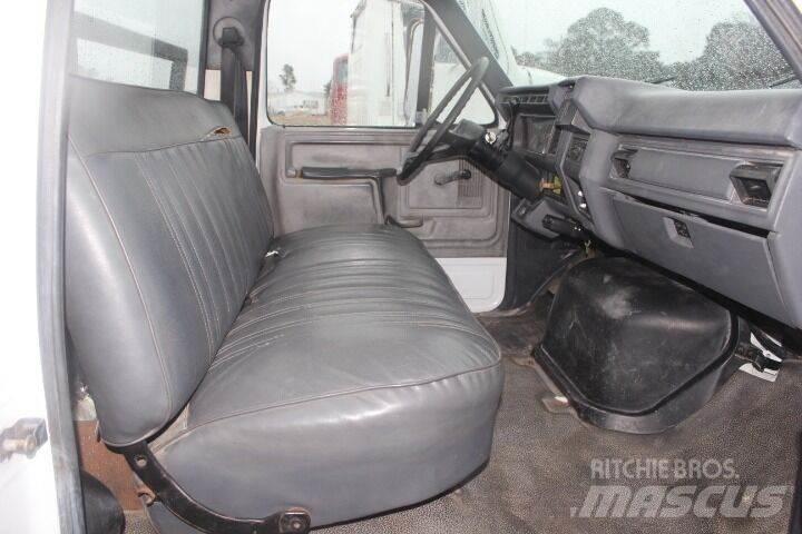 Ford F-600 Stavebnictví - ostatní