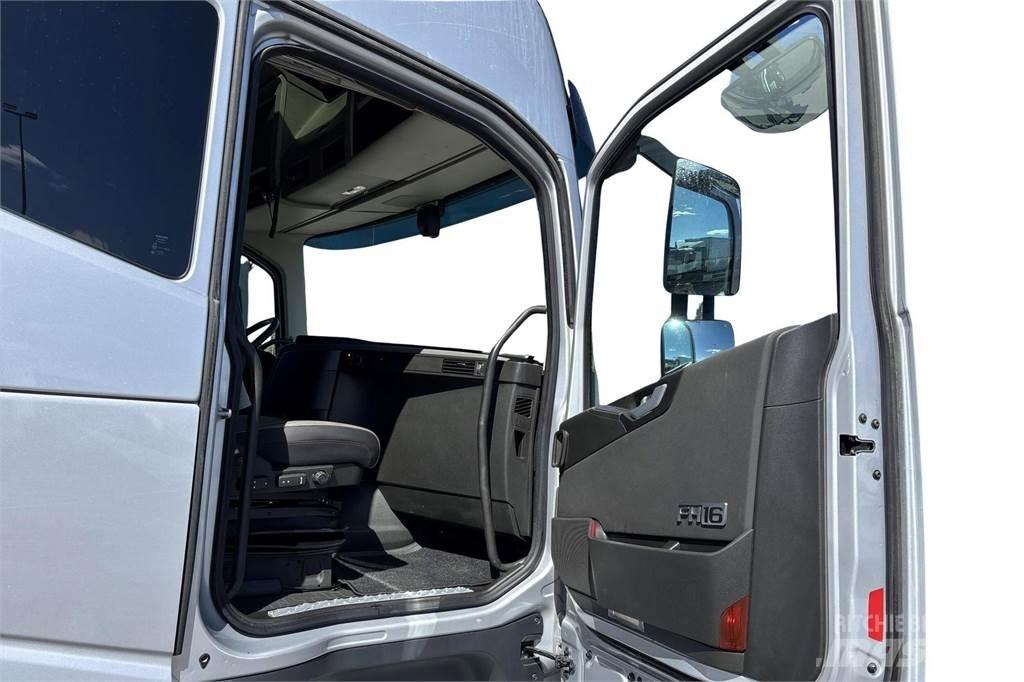 Volvo FH 16 650 Hákový nosič kontejnerů