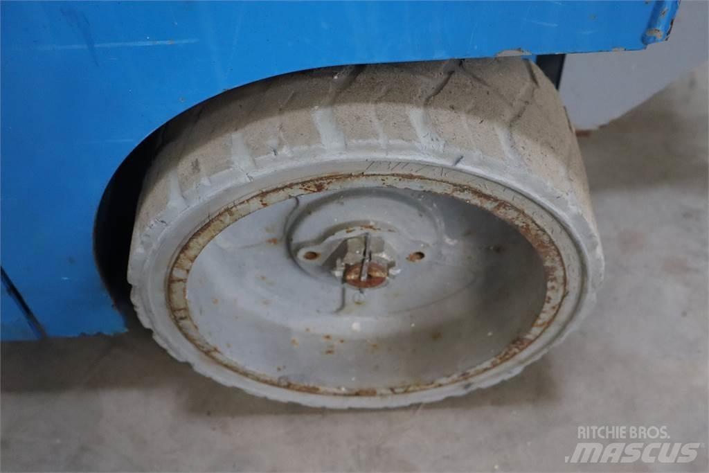 Genie GS1532 Nůžková zvedací plošina
