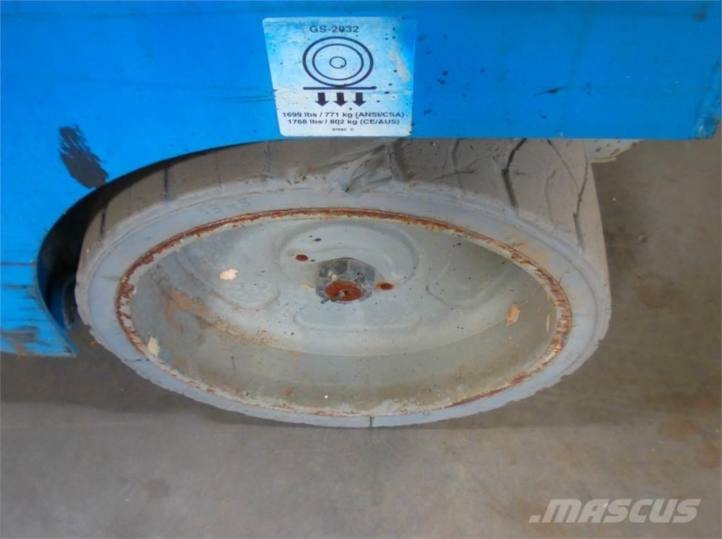 Genie GS2032 Nůžková zvedací plošina