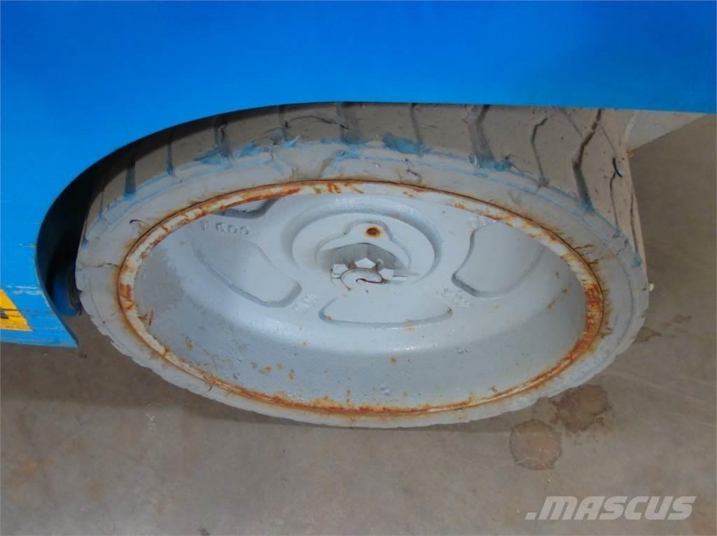Genie GS2032 Nůžková zvedací plošina
