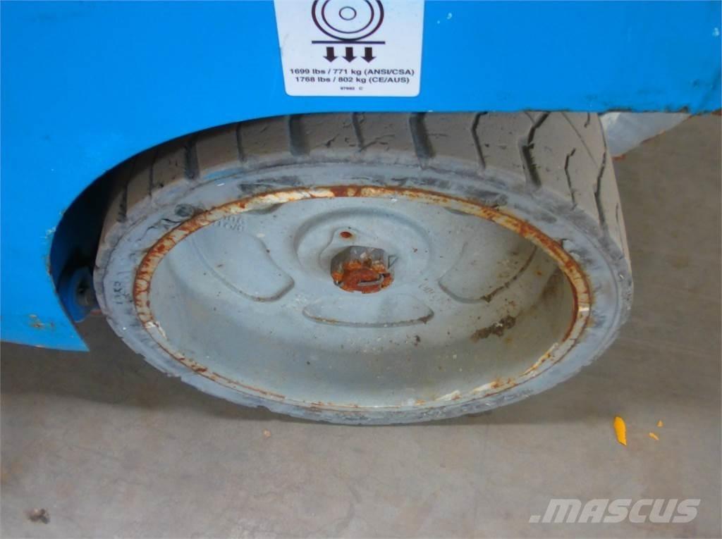 Genie GS2032 Nůžková zvedací plošina