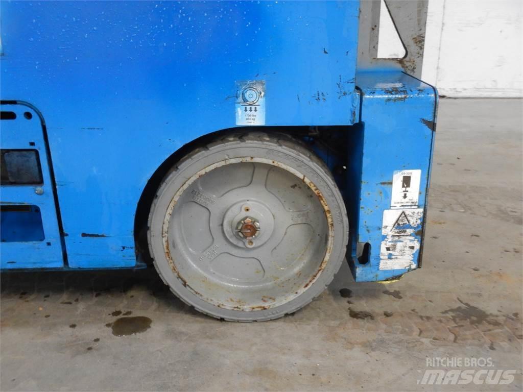 Genie GS3232 Nůžková zvedací plošina