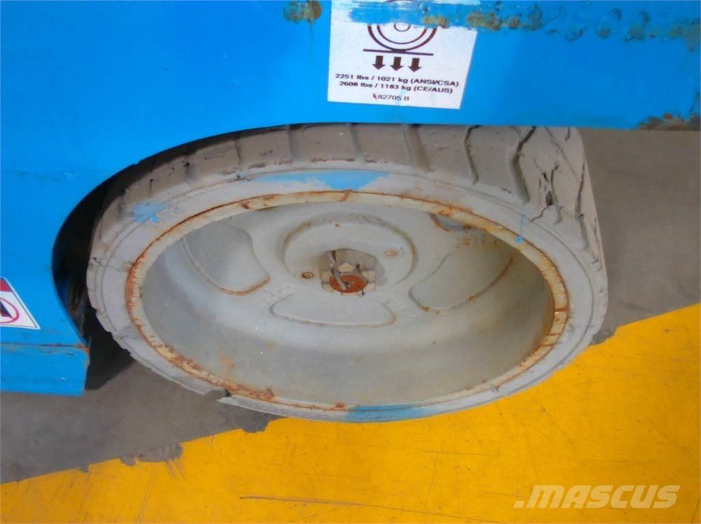 Genie GS3246 Nůžková zvedací plošina