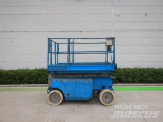 Genie GS3268DC Nůžková zvedací plošina