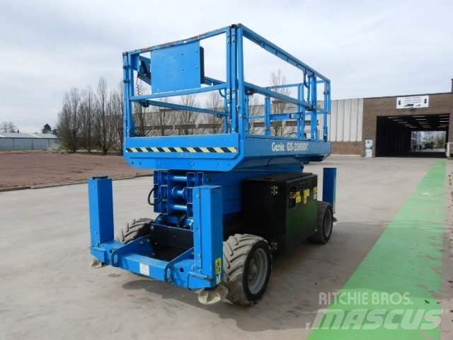 Genie GS3369DC Nůžková zvedací plošina