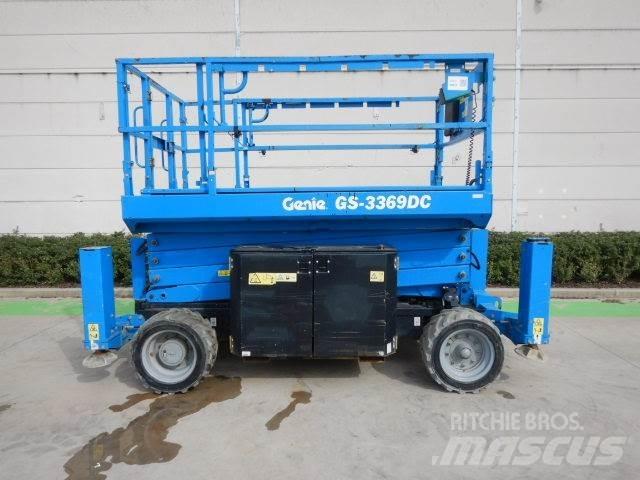 Genie GS3369DC Nůžková zvedací plošina