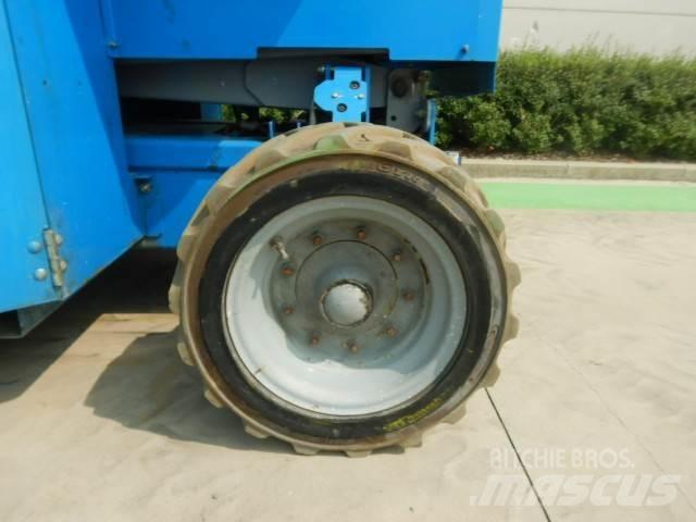 Genie GS3369DC Nůžková zvedací plošina