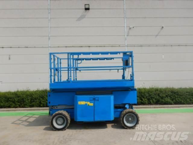 Genie GS3369DC Nůžková zvedací plošina
