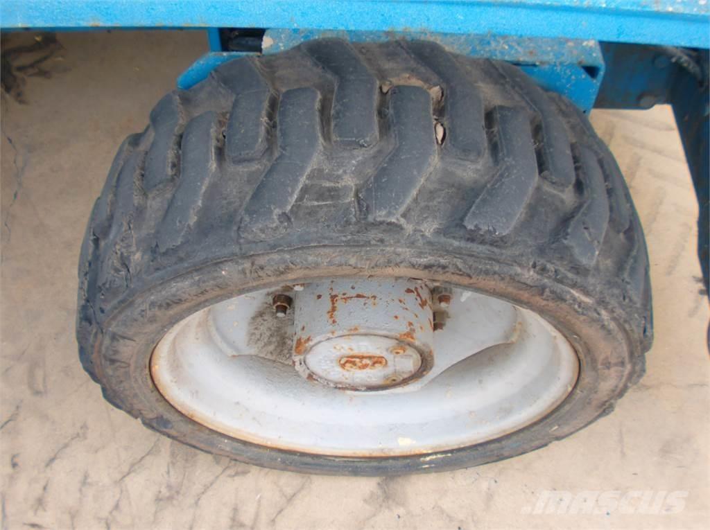 Genie GS4390RT Nůžková zvedací plošina