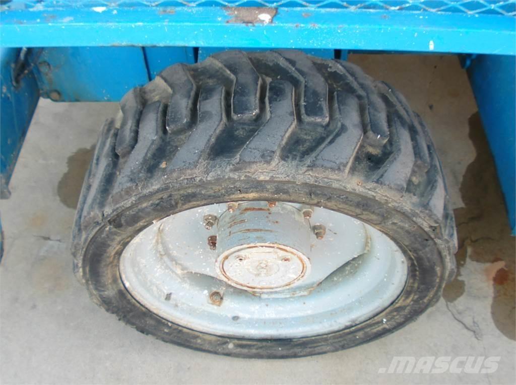 Genie GS4390RT Nůžková zvedací plošina