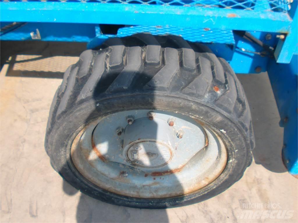Genie GS5390RT Nůžková zvedací plošina