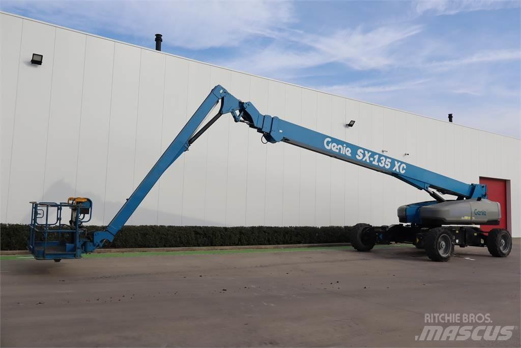 Genie SX135XC Teleskopické plošiny
