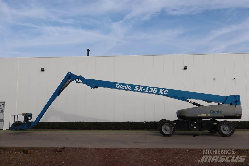 Genie SX135XC Teleskopické plošiny