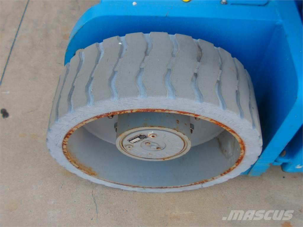 Genie Z30-20NRJ Kloubové plošiny