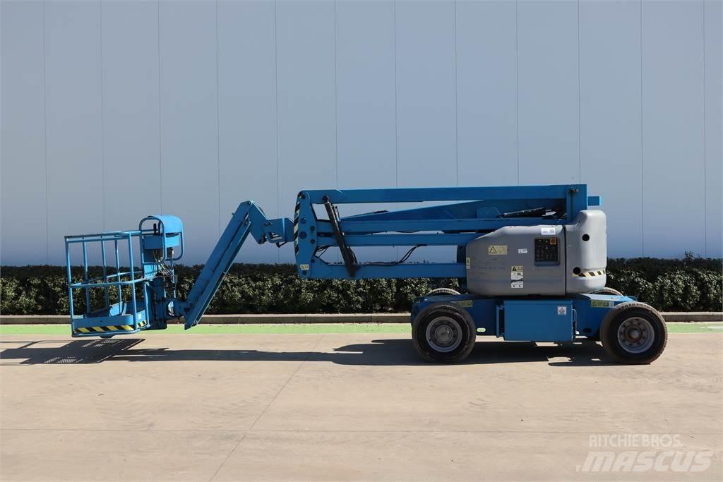 Genie Z45-25JBI Kloubové plošiny