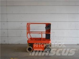 JLG 1230ES Vertikální sloupové výtahy