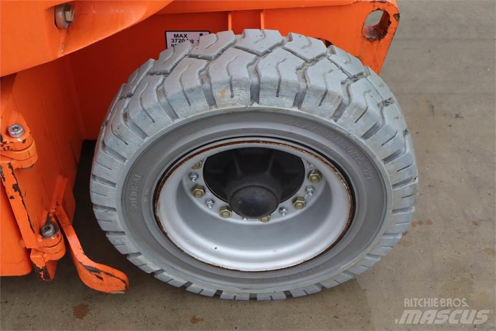JLG E300AJP Kloubové plošiny