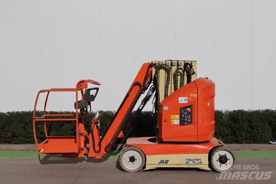 JLG Toucan 12E+ Vertikální sloupové výtahy