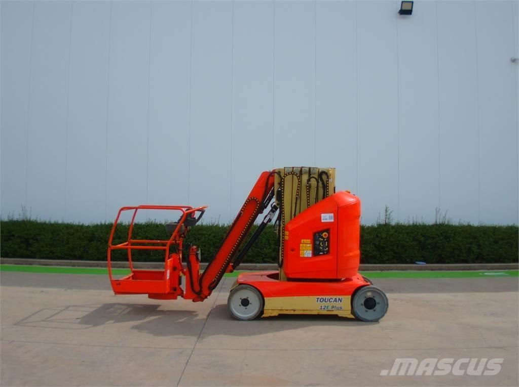 JLG Toucan 12E+ Vertikální sloupové výtahy