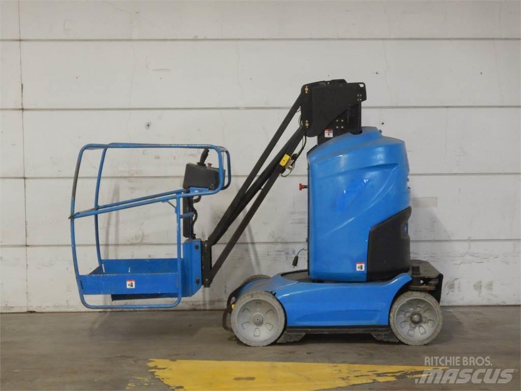 Manitou 100VJR Vertikální sloupové výtahy