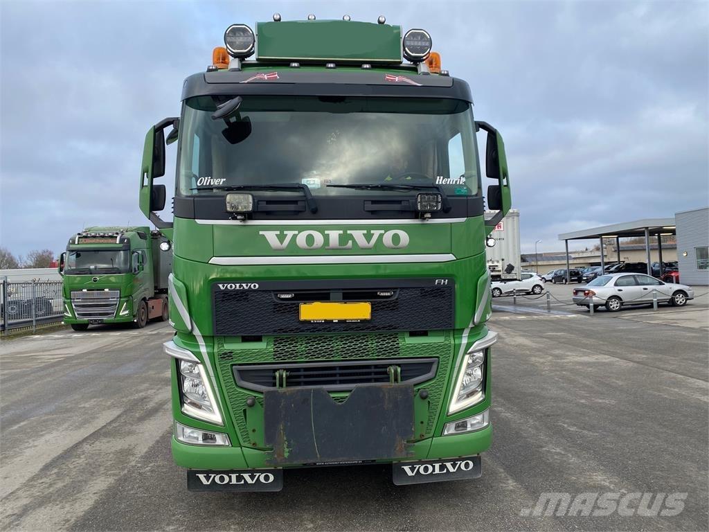 Volvo FH 8x4 Autojeřáby, hydraulické ruky