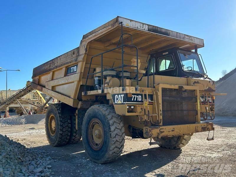 CAT 771D Pevné dempry