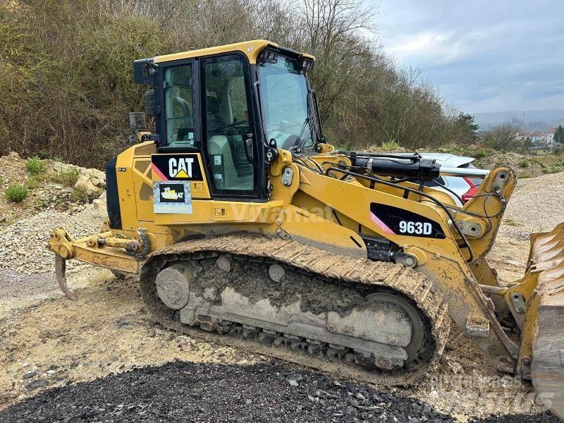 CAT 963D Pásové nakladače