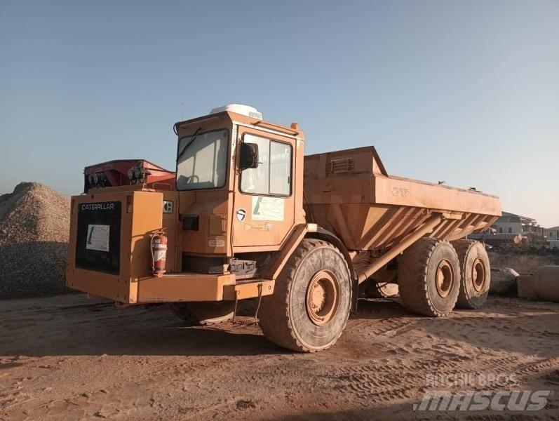 CAT D350C Kloubové dempry