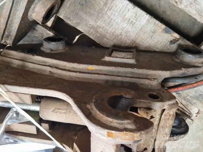 Geith JCB3CX Rychlospojky