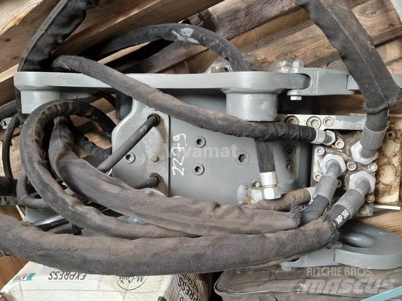 Liebherr SW33 Rychlospojky