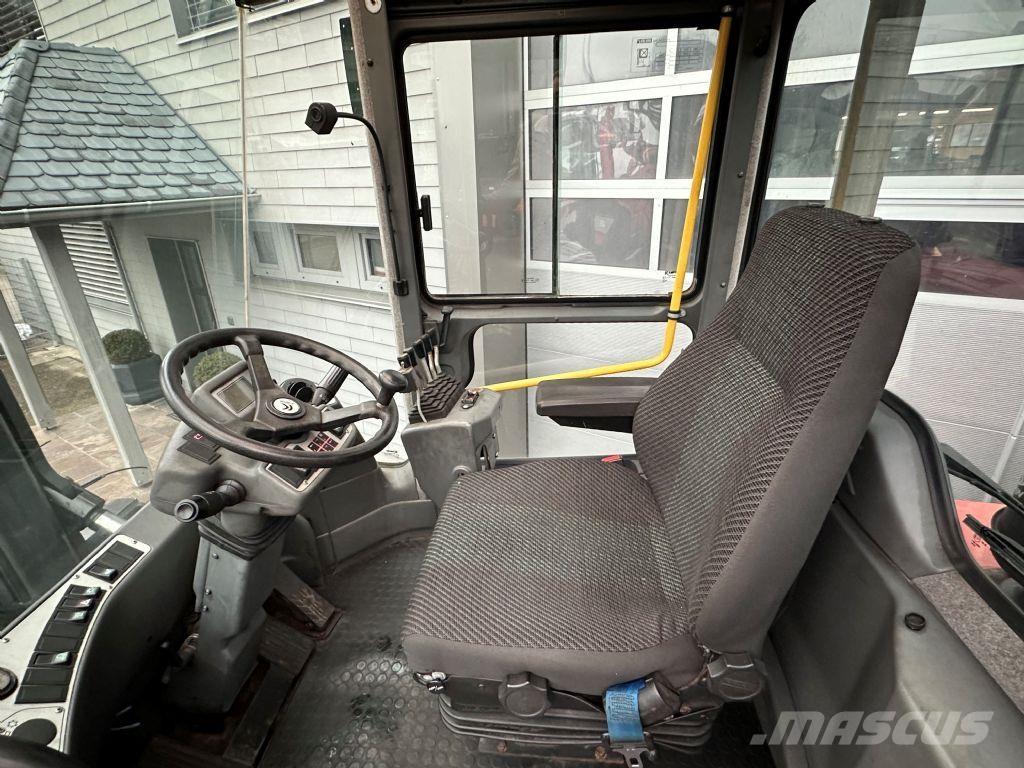 Kalmar DCE 160-12 Dieselové vozíky