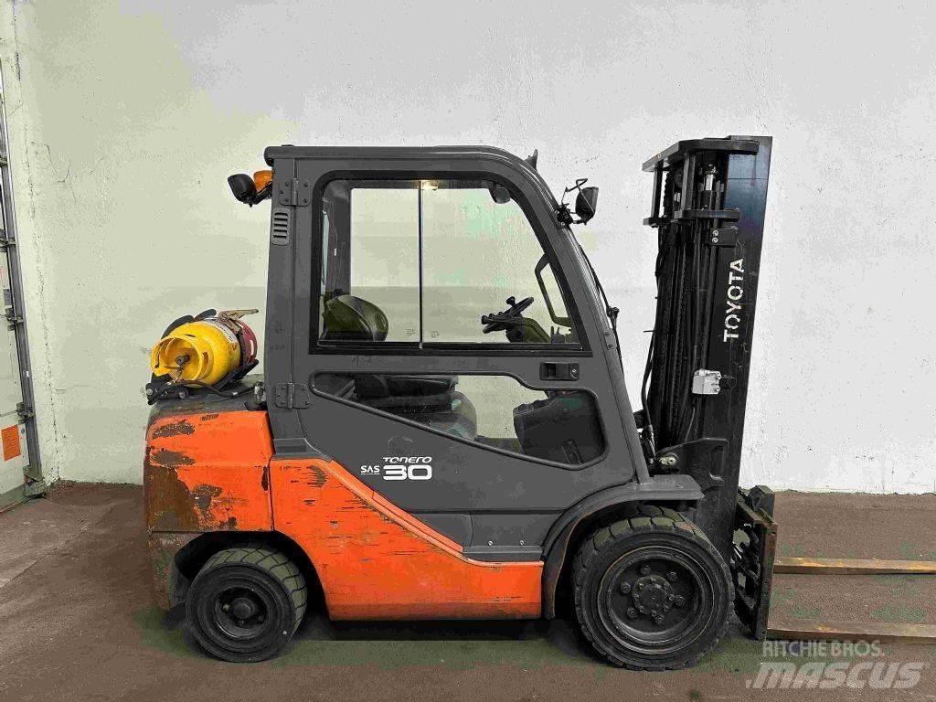 Toyota 02-8FGF30 LPG vozíky