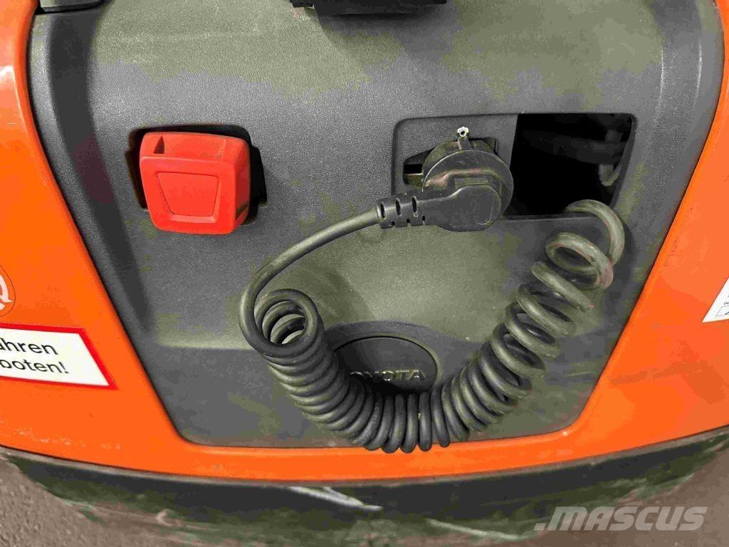 Toyota LWE 130 Nízkozdvižný vozík