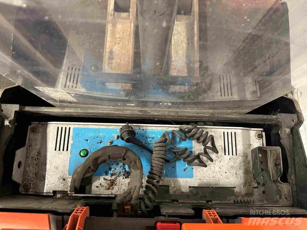 Toyota SWE 120 Ručně vedené vysokozdvižné vozíky