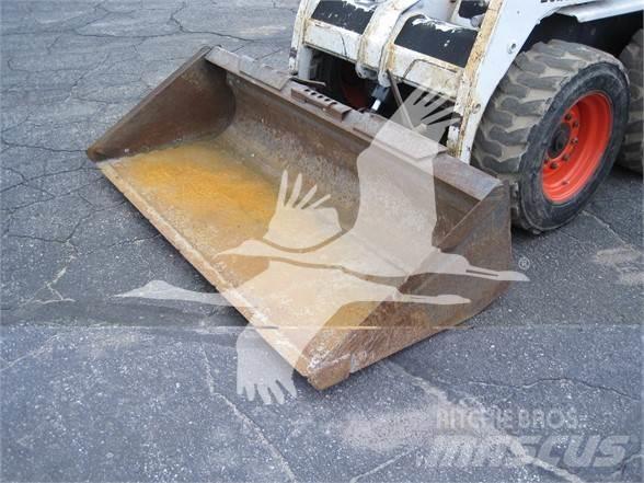 Bobcat 751 Smykem řízené nakladače